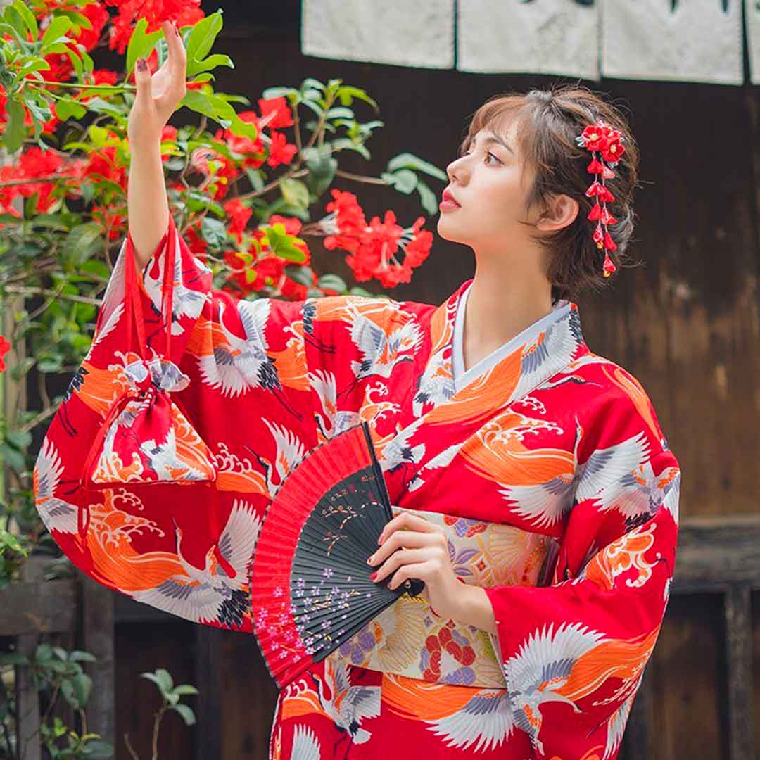 Kimono Japonais Rouge - Image 4