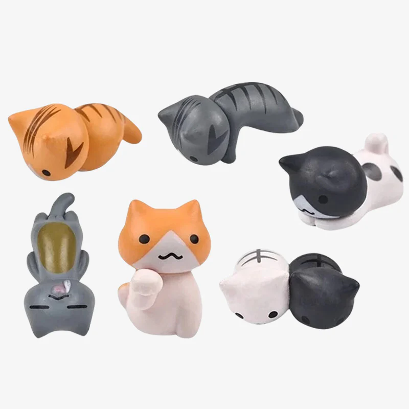 Maneki Neko Figurines - Image 4